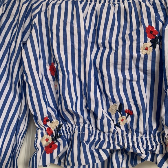 Chloe & Katie gathered stripe crop top - Picture 2 of 3